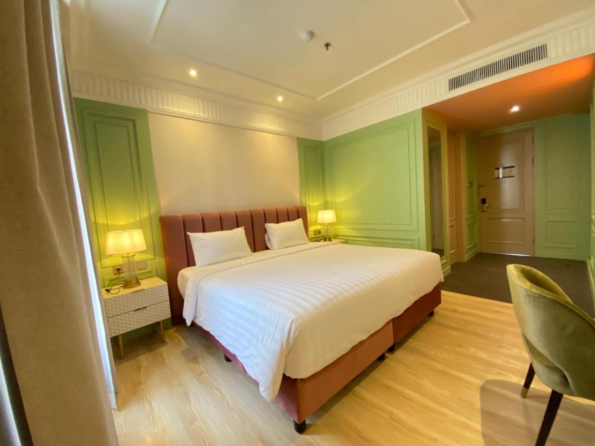 Maia Hotel Jakarta Extérieur photo