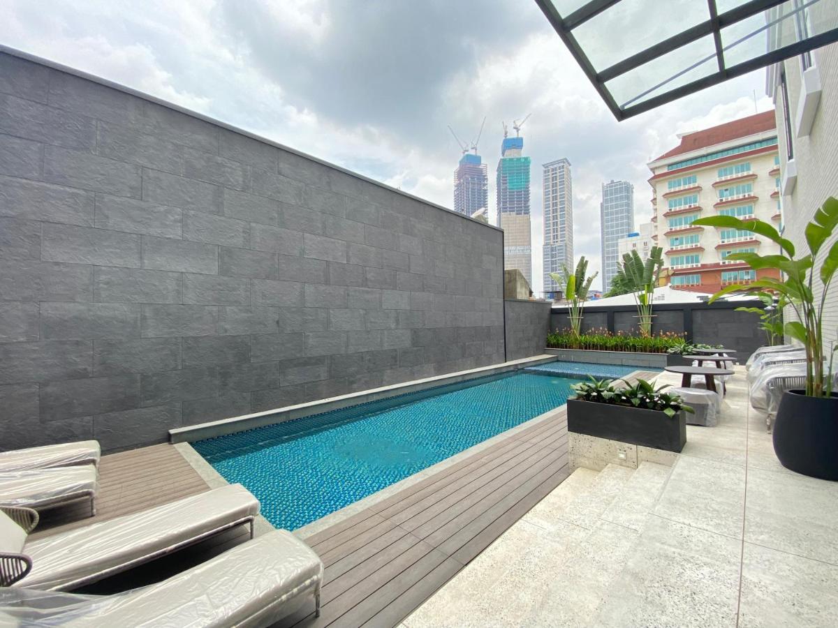 Maia Hotel Jakarta Extérieur photo