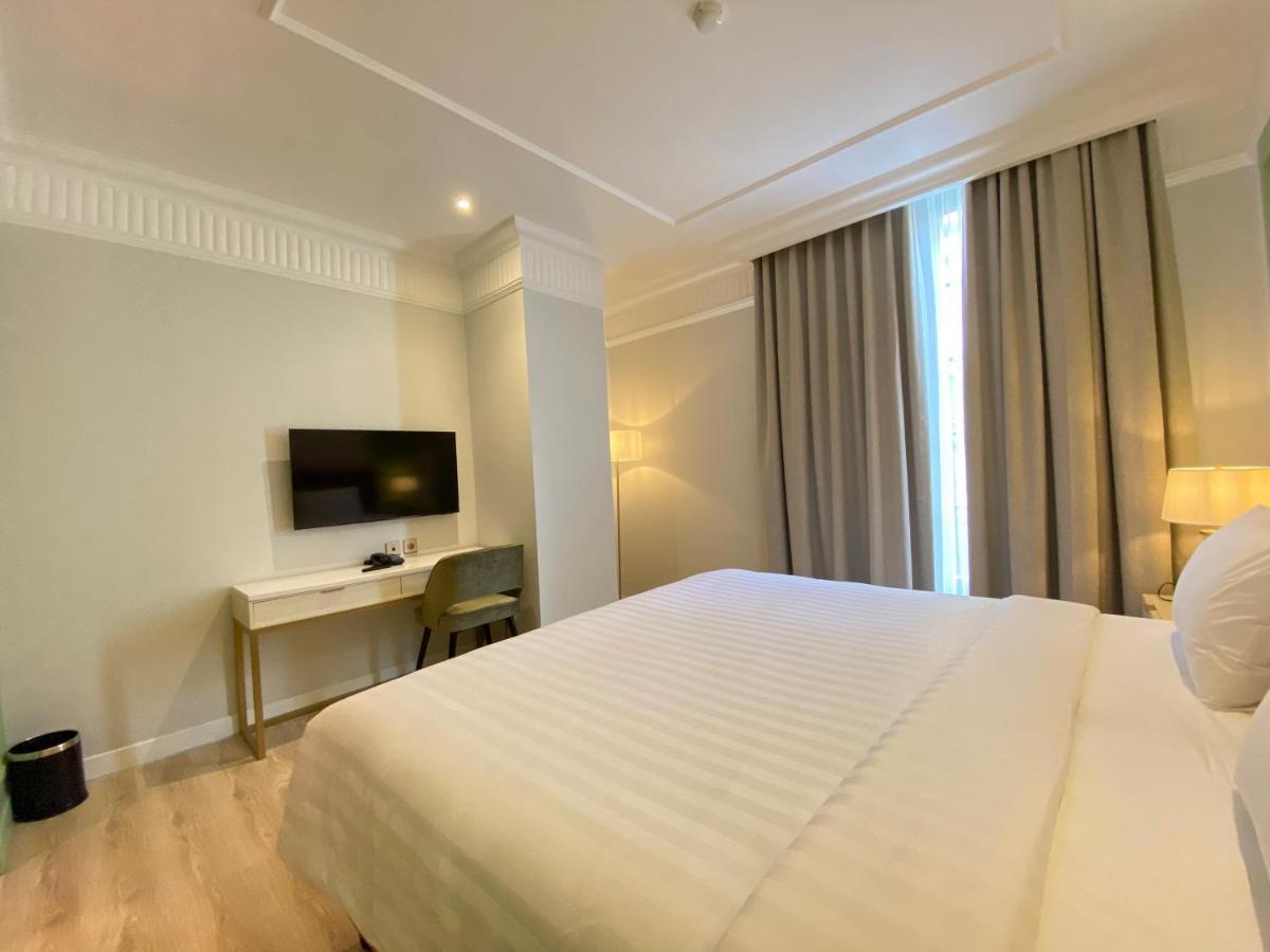 Maia Hotel Jakarta Extérieur photo