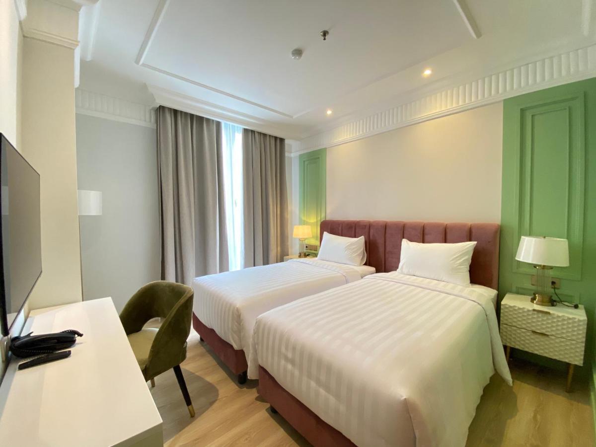 Maia Hotel Jakarta Extérieur photo