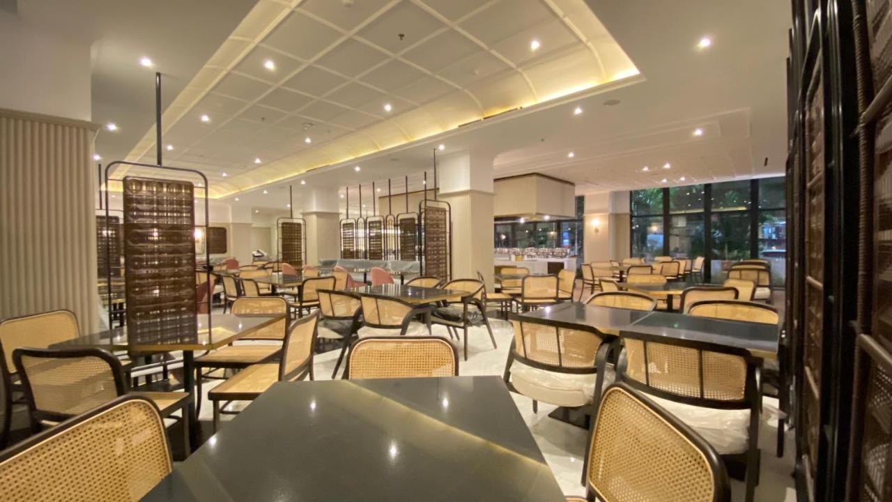 Maia Hotel Jakarta Extérieur photo