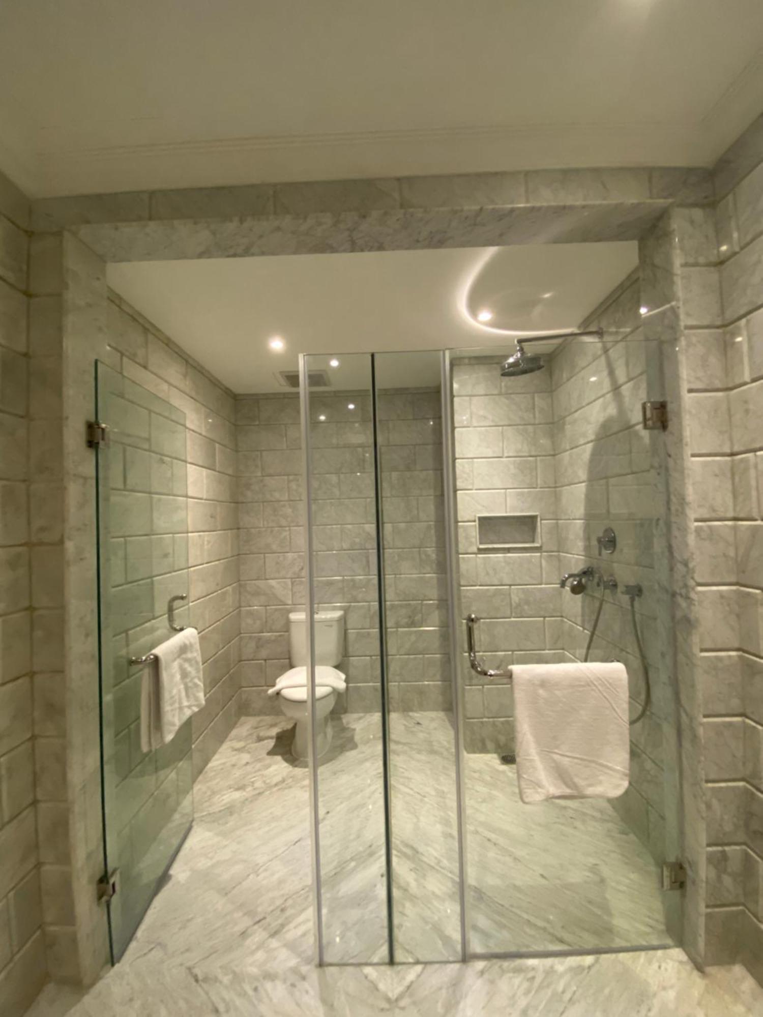 Maia Hotel Jakarta Extérieur photo