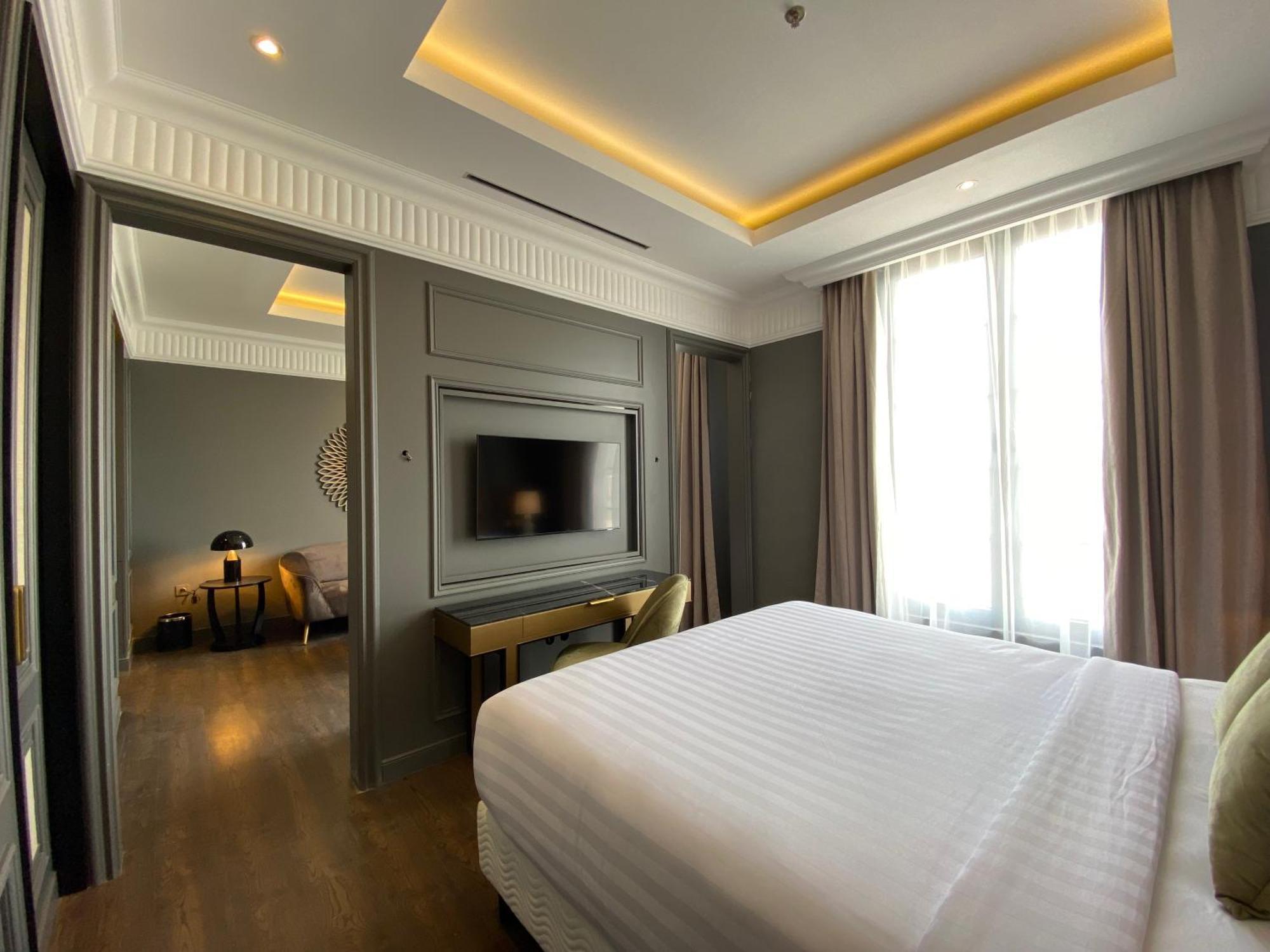 Maia Hotel Jakarta Extérieur photo